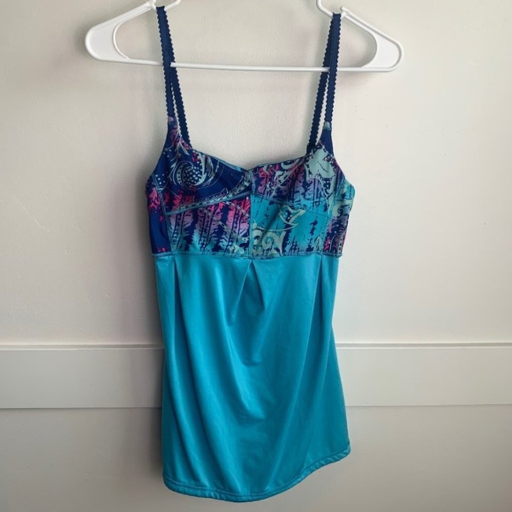LOLE Turquoise & Multicolor Quick Dry Tank Top